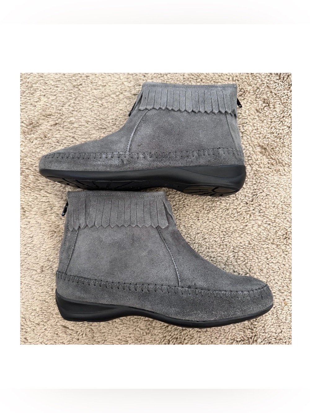 Leather Suede fringe ankle Moccasins boots booties size 7 grey
